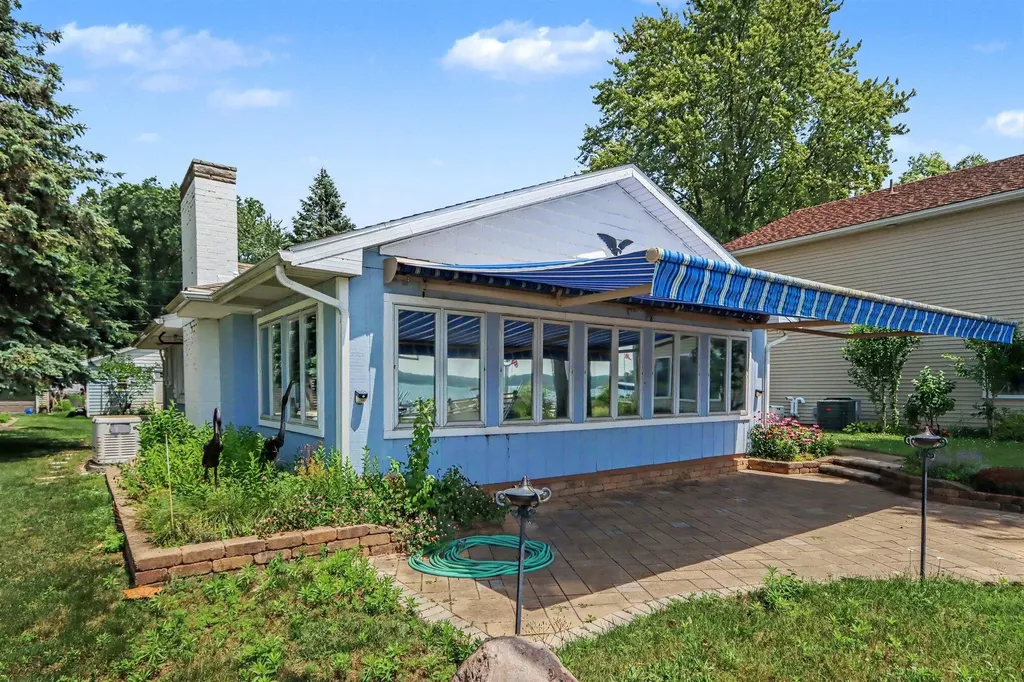 11169 Lakeshore Drive Fabius Township MI 49093