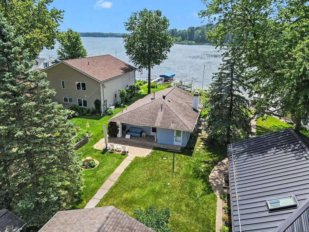 11169 Lakeshore Drive Fabius Township MI 49093