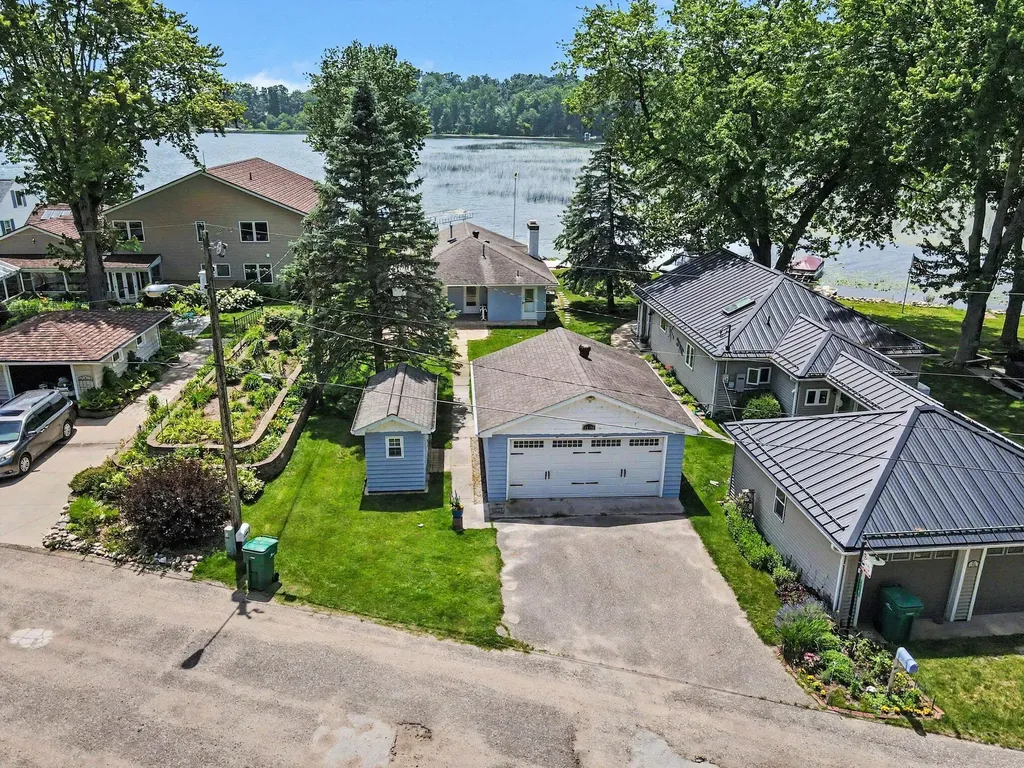 11169 Lakeshore Drive Fabius Township MI 49093
