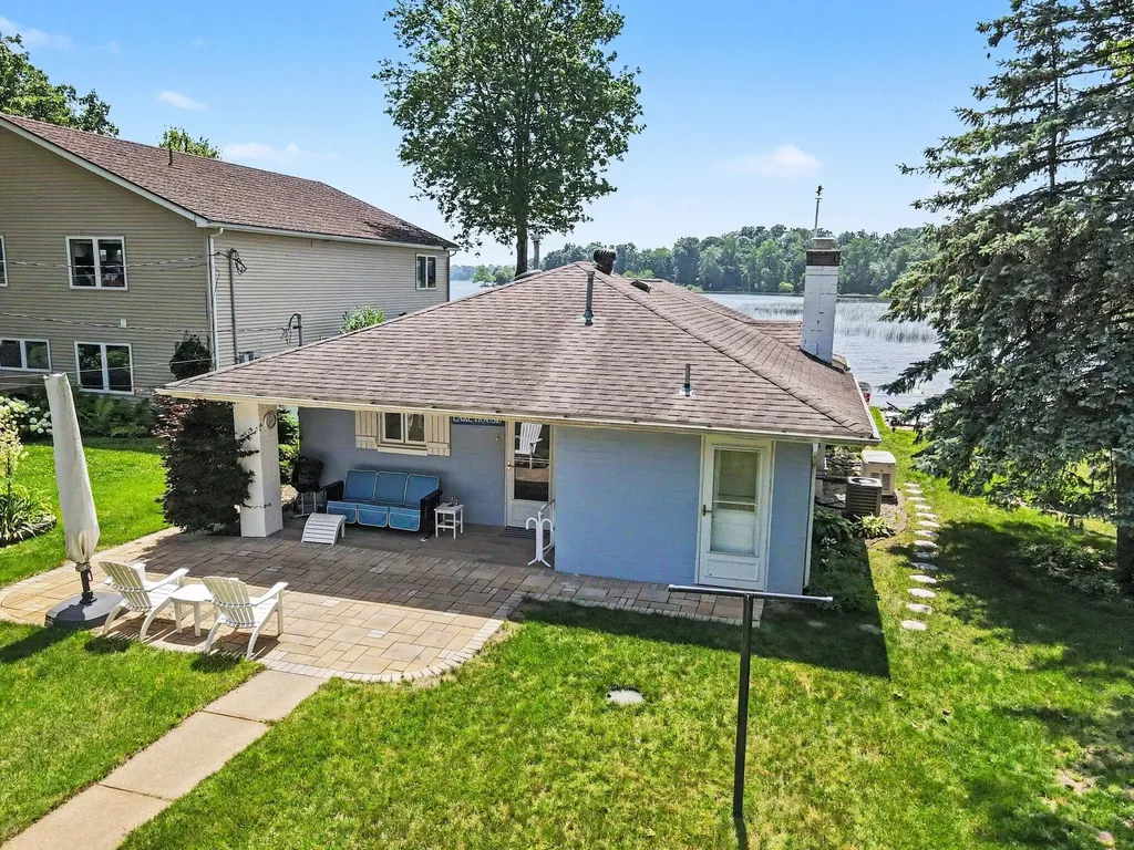11169 Lakeshore Drive Fabius Township MI 49093
