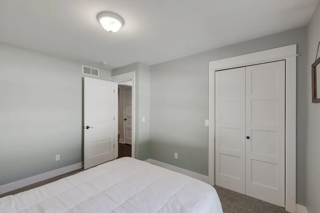 648 Francis Street Saugatuck City MI 49453