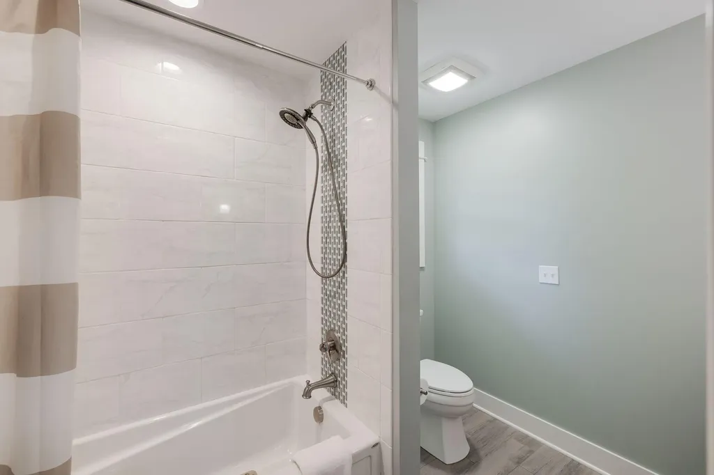 648 Francis Street Saugatuck City MI 49453