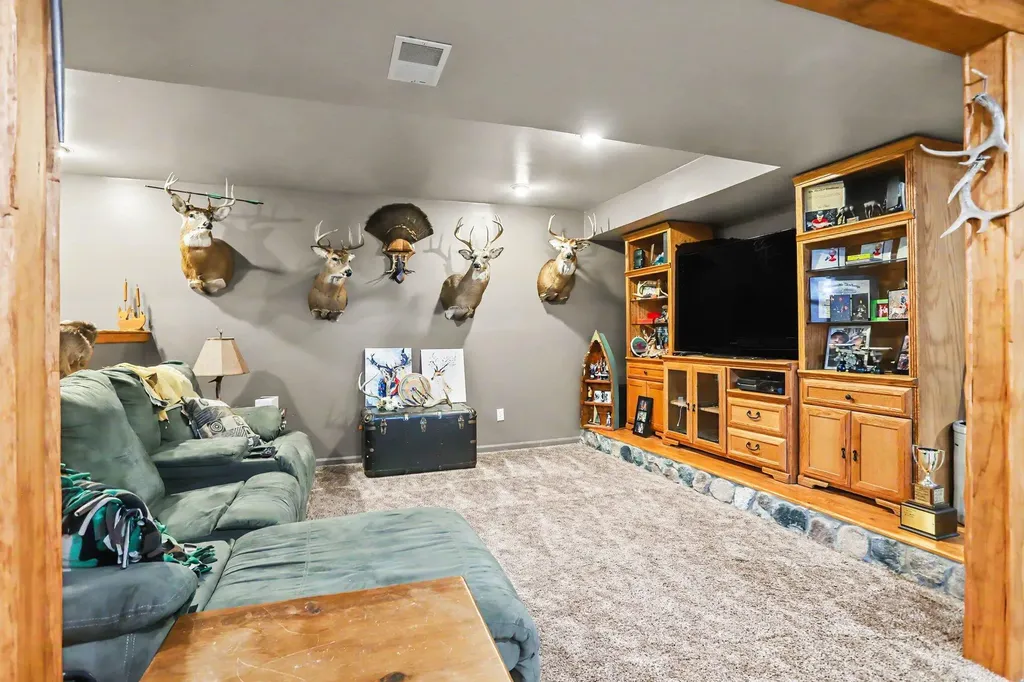 17704 Moorepark Road Park Township MI 49093