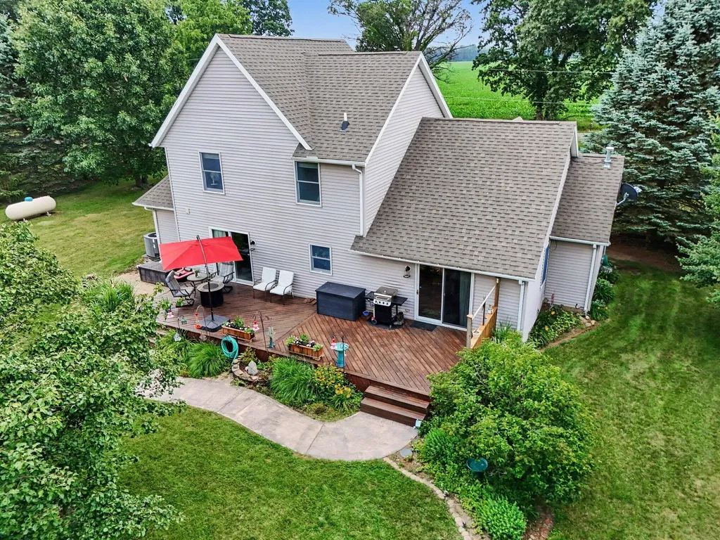 17704 Moorepark Road Park Township MI 49093