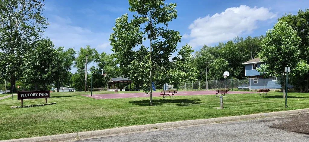 808 Victory Street Benton Harbor City MI 49107