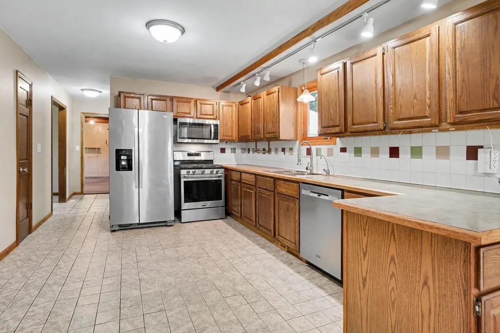 4761 E Arrowhead Drive Oronoko Charter Township MI 49103