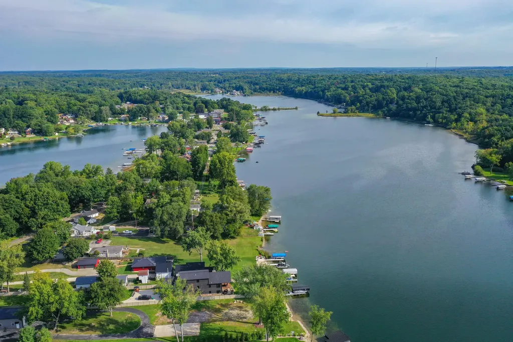 70255 S Beechwood Road Porter Township MI 49130