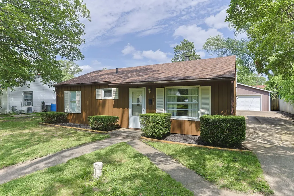 2029 Lewis Drive Niles Township MI 49120