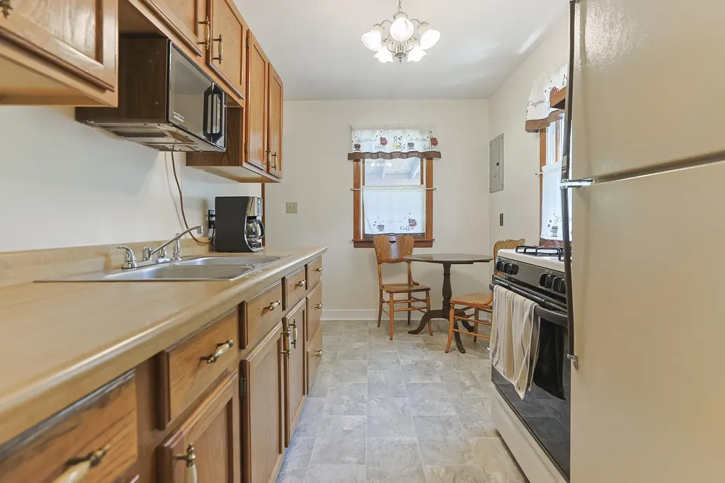 2029 Lewis Drive Niles Township MI 49120