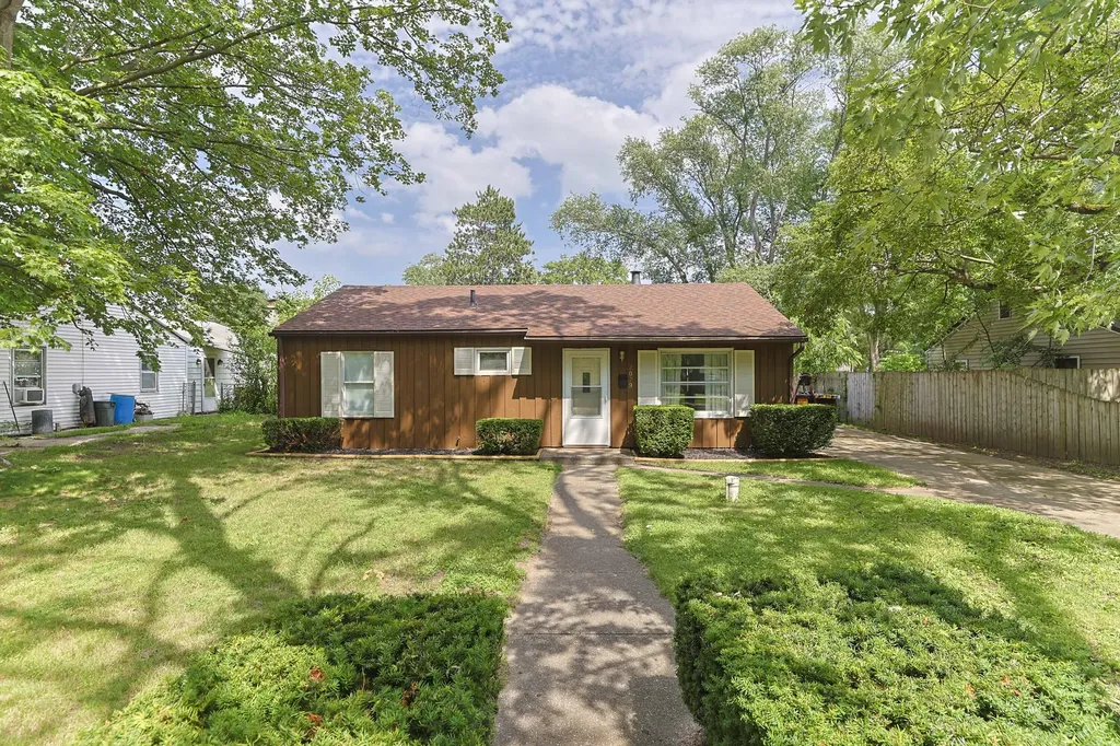 2029 Lewis Drive Niles Township MI 49120