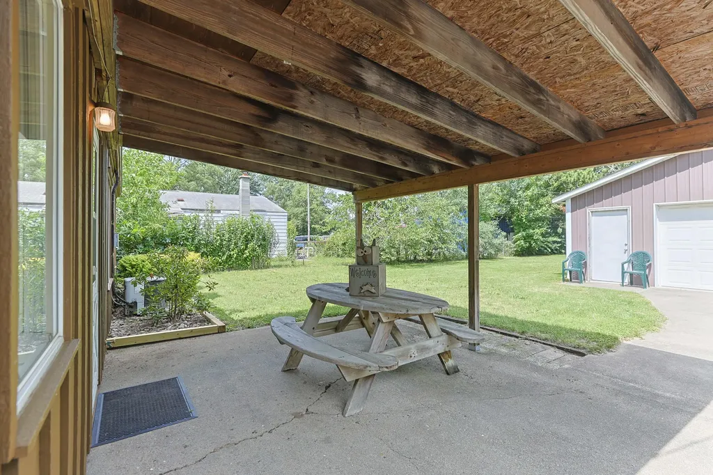 2029 Lewis Drive Niles Township MI 49120