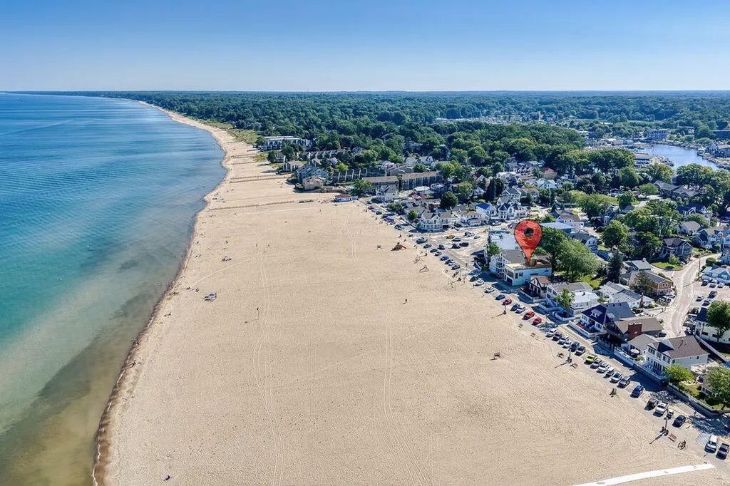 34 Lake Shore Drive South Haven City MI 49090