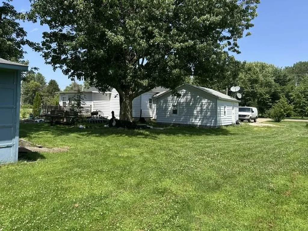 1984 Greenly Avenue Benton Charter Township MI 49022