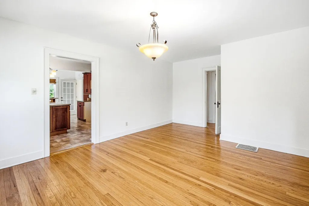 2501 Lakeview Avenue St. Joseph City MI 49085