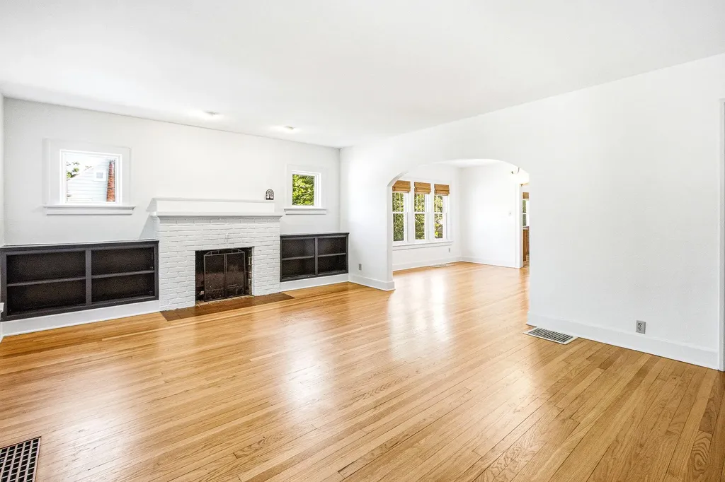 2501 Lakeview Avenue St. Joseph City MI 49085