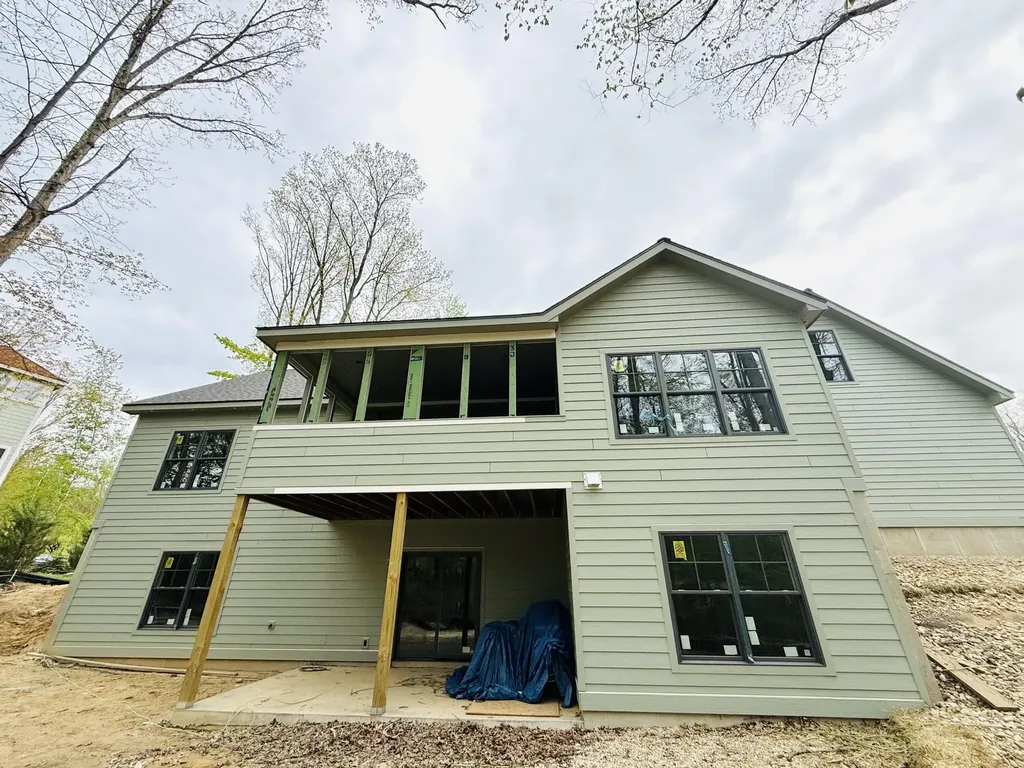9132 National Parkway Chikaming Township MI 49129
