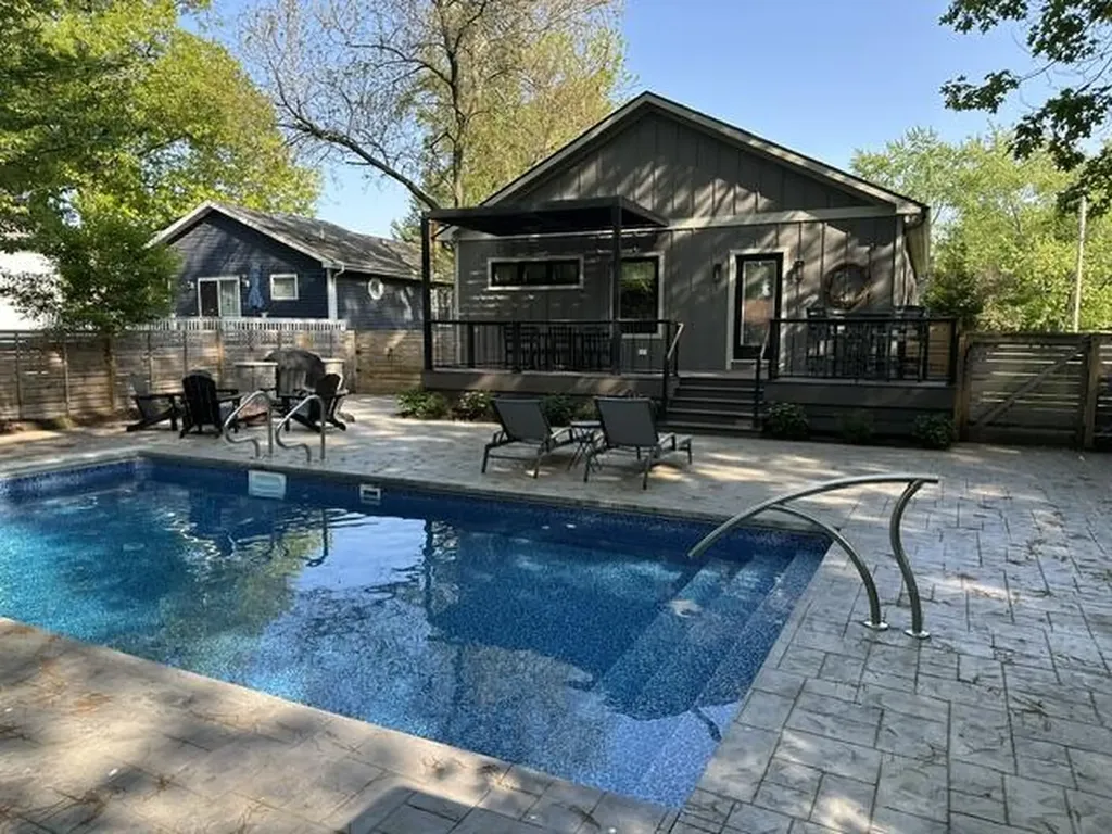 820 W Indiana Street New Buffalo City MI 49117