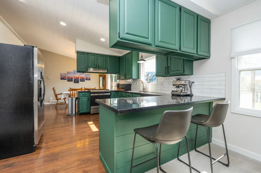 3619 Arbor Street St. Joseph Charter Township MI 49085