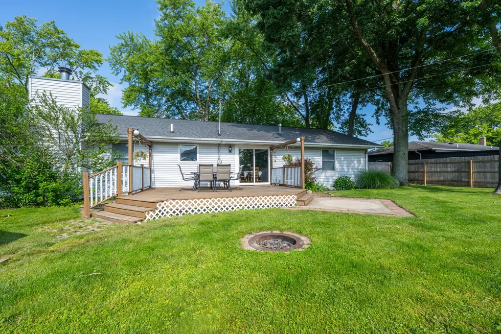 3619 Arbor Street St. Joseph Charter Township MI 49085