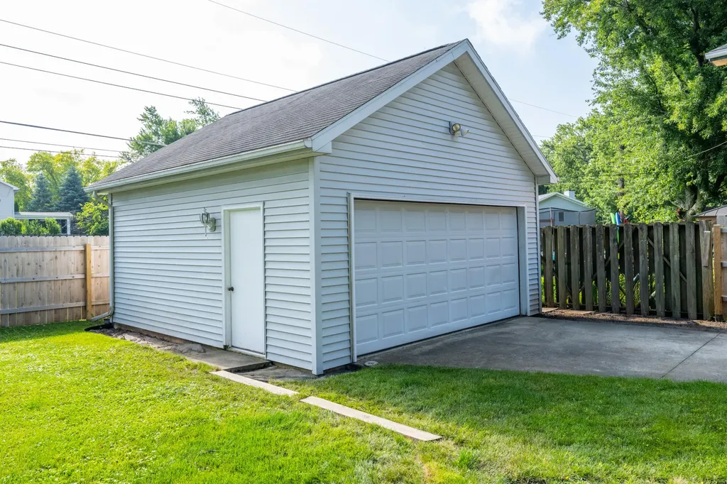 3619 Arbor Street St. Joseph Charter Township MI 49085