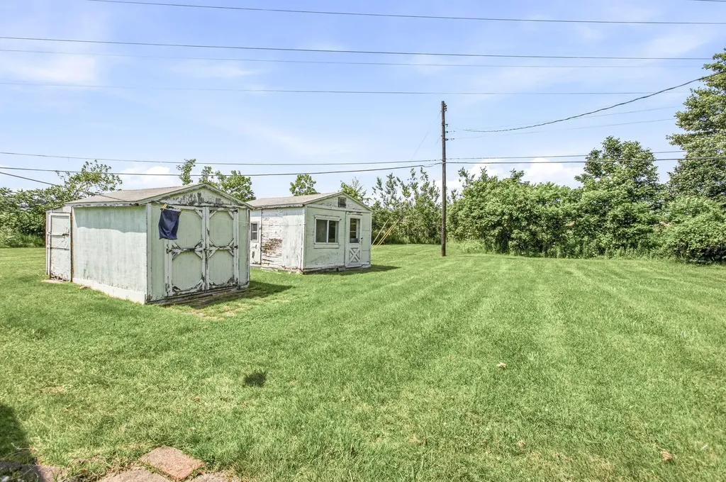 2015 Gaines Drive Benton Charter Township MI 49022