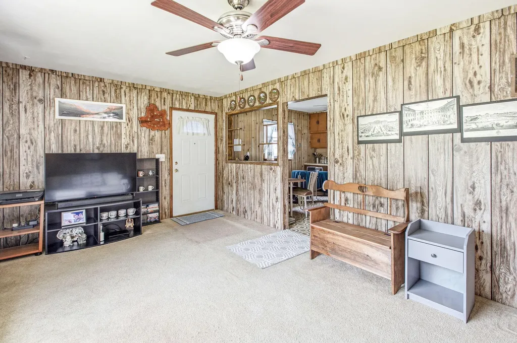 2015 Gaines Drive Benton Charter Township MI 49022