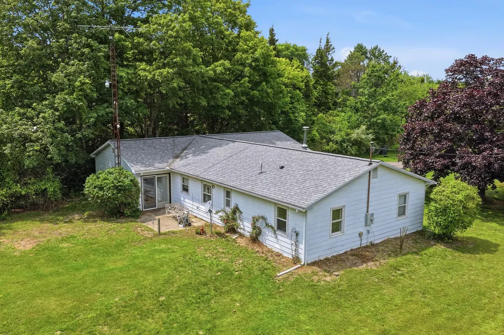 7250 101st Avenue Casco Township MI 49090