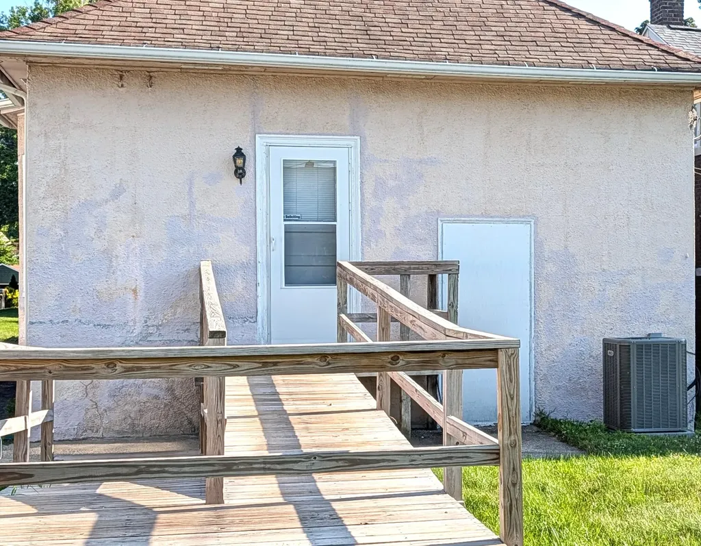 828 Lewis Avenue St. Joseph City MI 49085