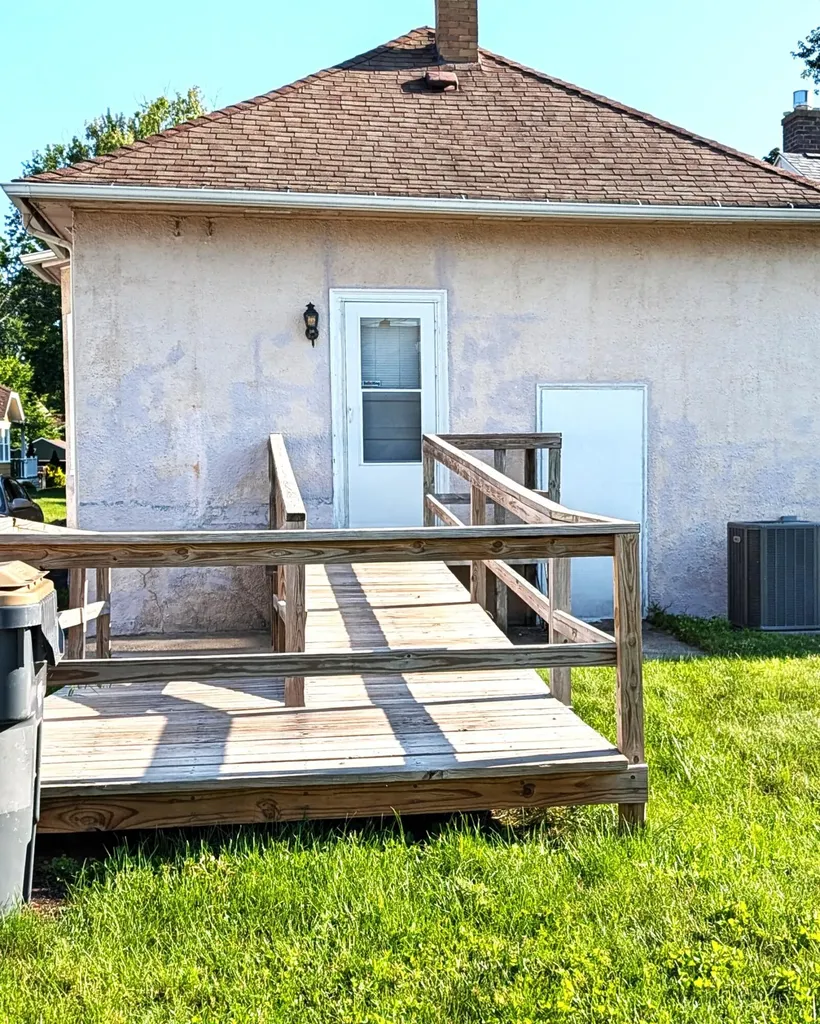 828 Lewis Avenue St. Joseph City MI 49085