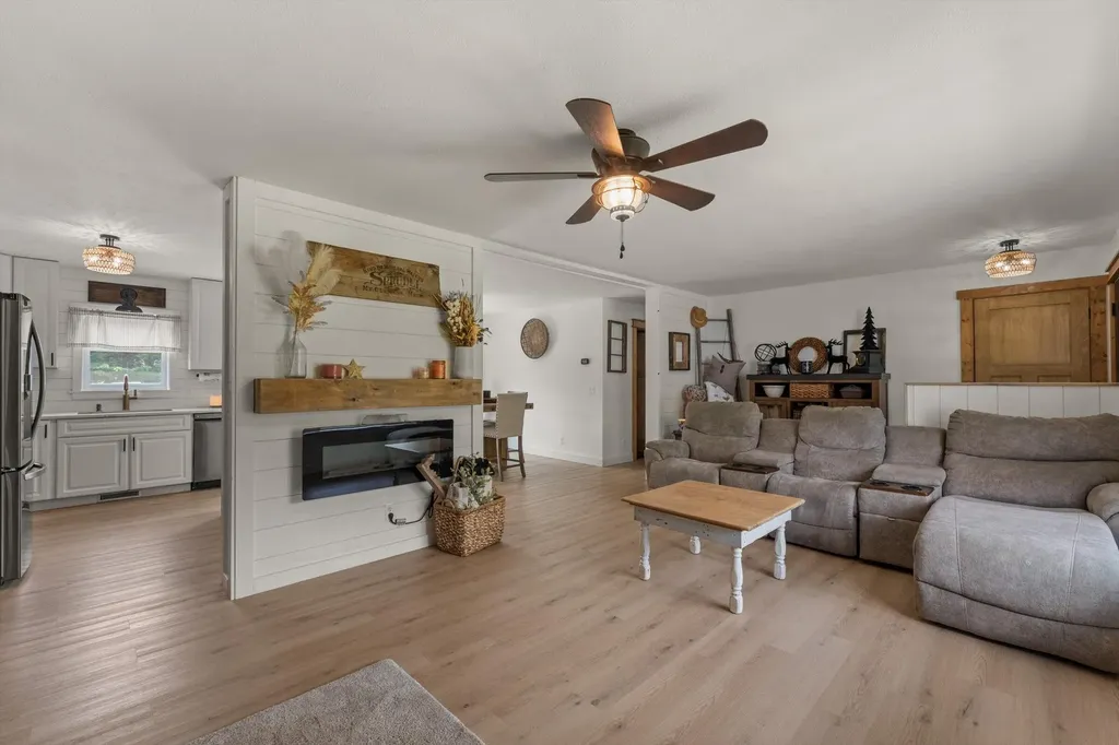 13431 Gleason Road Fabius Township MI 49093