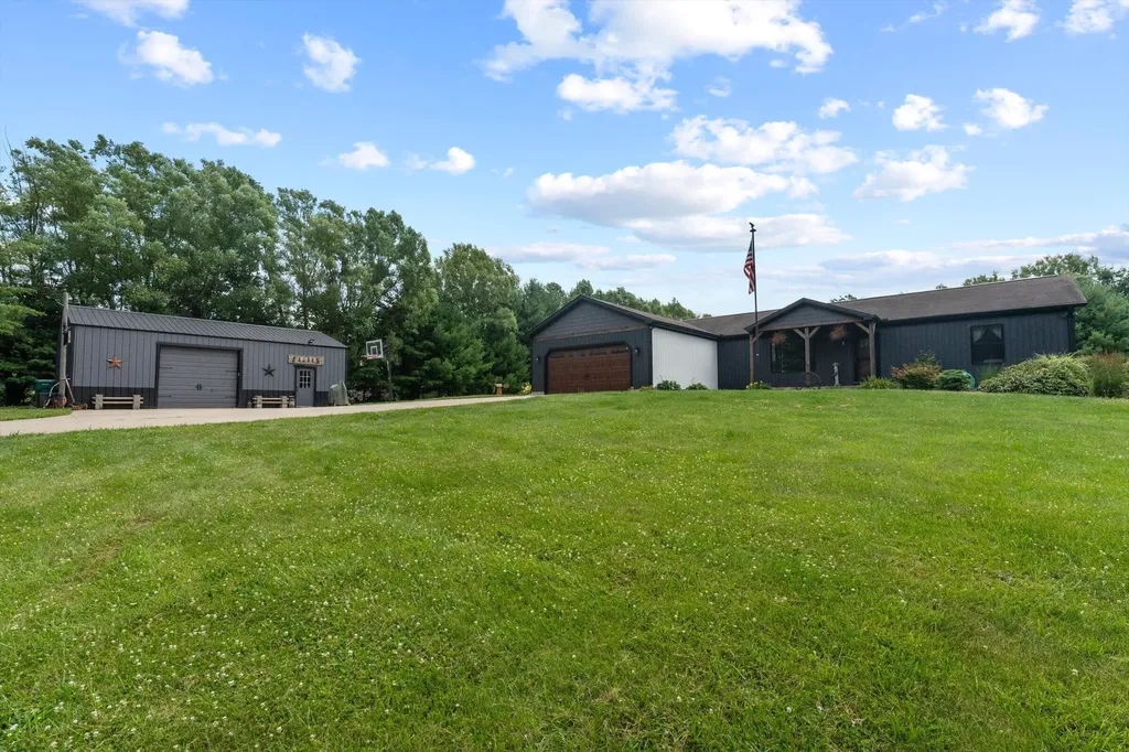 13431 Gleason Road Fabius Township MI 49093