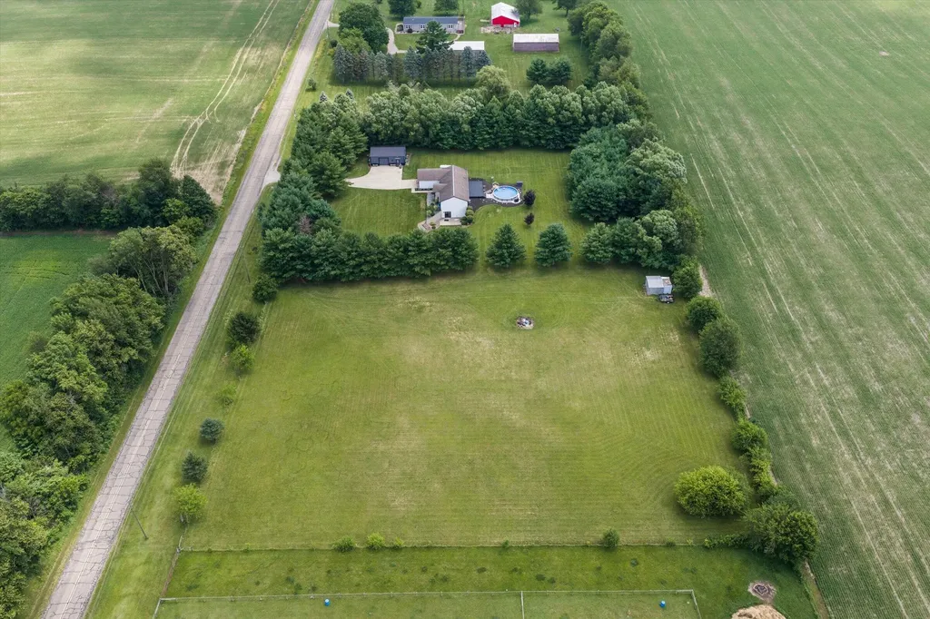 13431 Gleason Road Fabius Township MI 49093