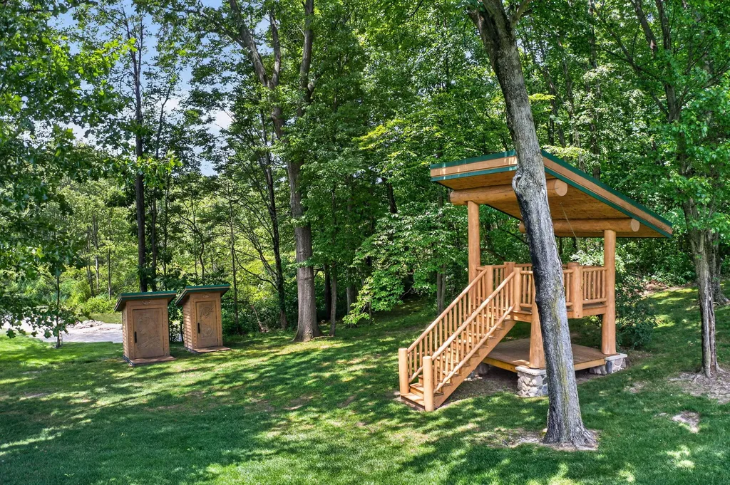 10459 Michigan 60 Constantine Township MI 49093