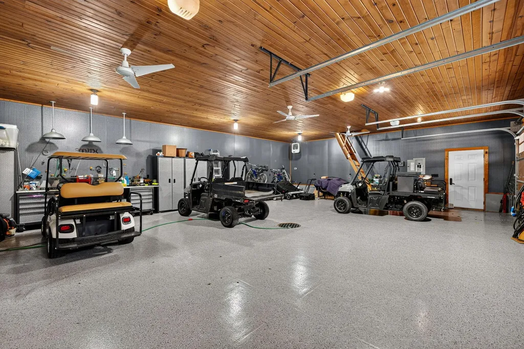 10459 Michigan 60 Constantine Township MI 49093