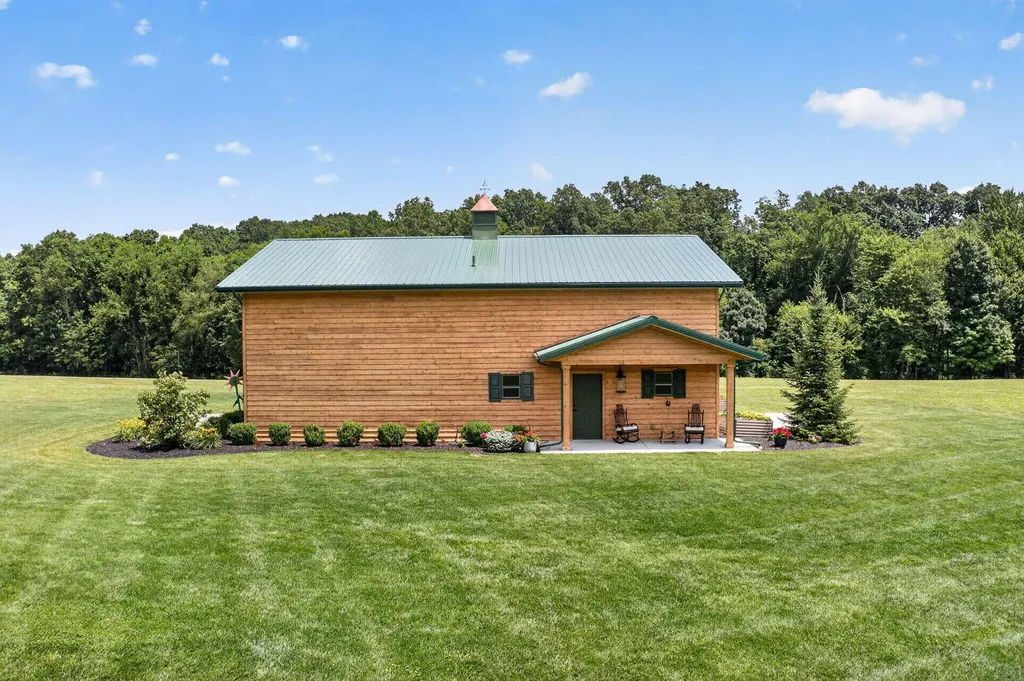 10459 Michigan 60 Constantine Township MI 49093