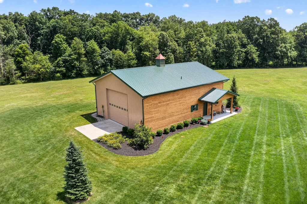 10459 Michigan 60 Constantine Township MI 49093