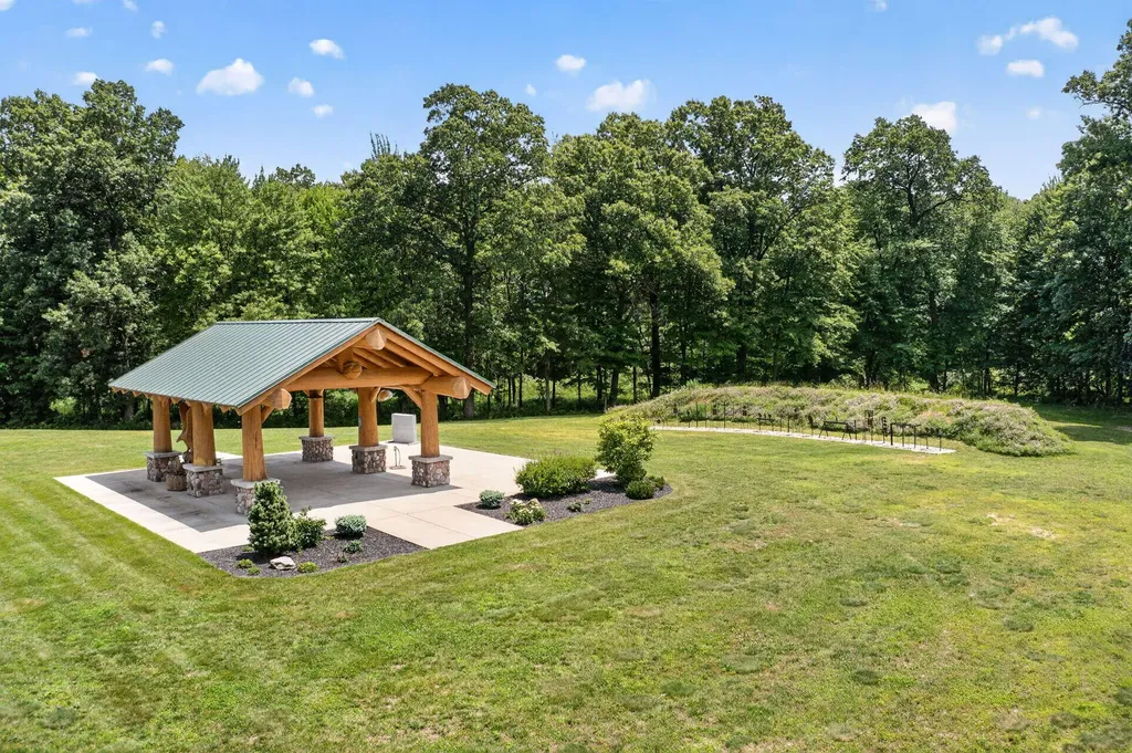 10459 Michigan 60 Constantine Township MI 49093