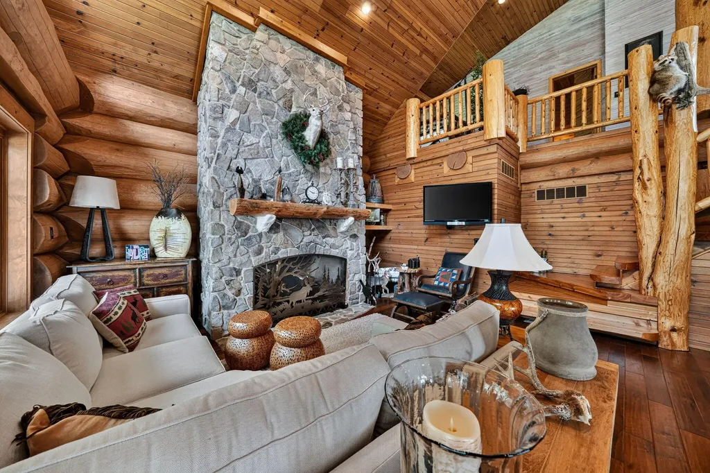 10459 Michigan 60 Constantine Township MI 49093