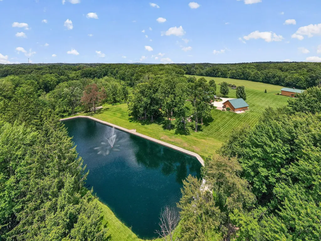 10459 Michigan 60 Constantine Township MI 49093