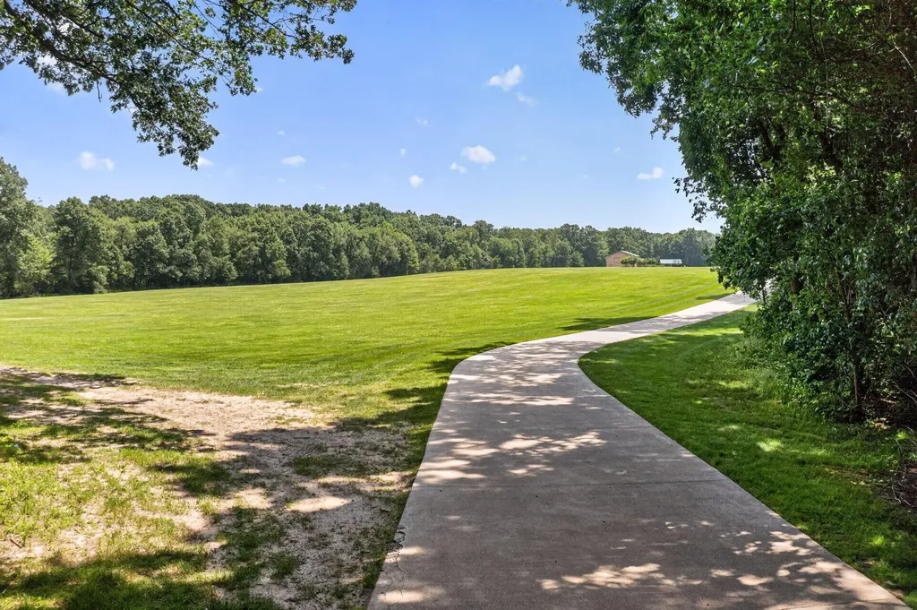 10459 Michigan 60 Constantine Township MI 49093