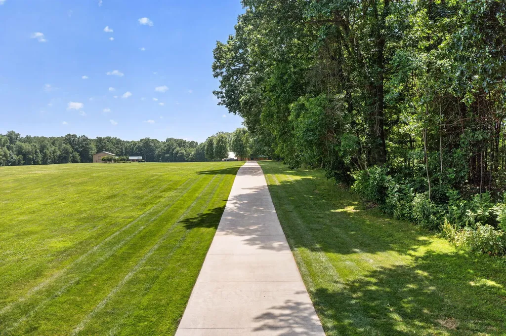 10459 Michigan 60 Constantine Township MI 49093