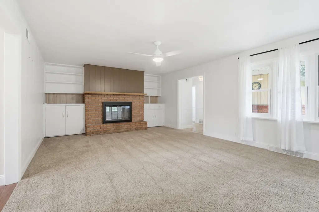 284 Hoover Avenue St. Joseph Charter Township MI 49022