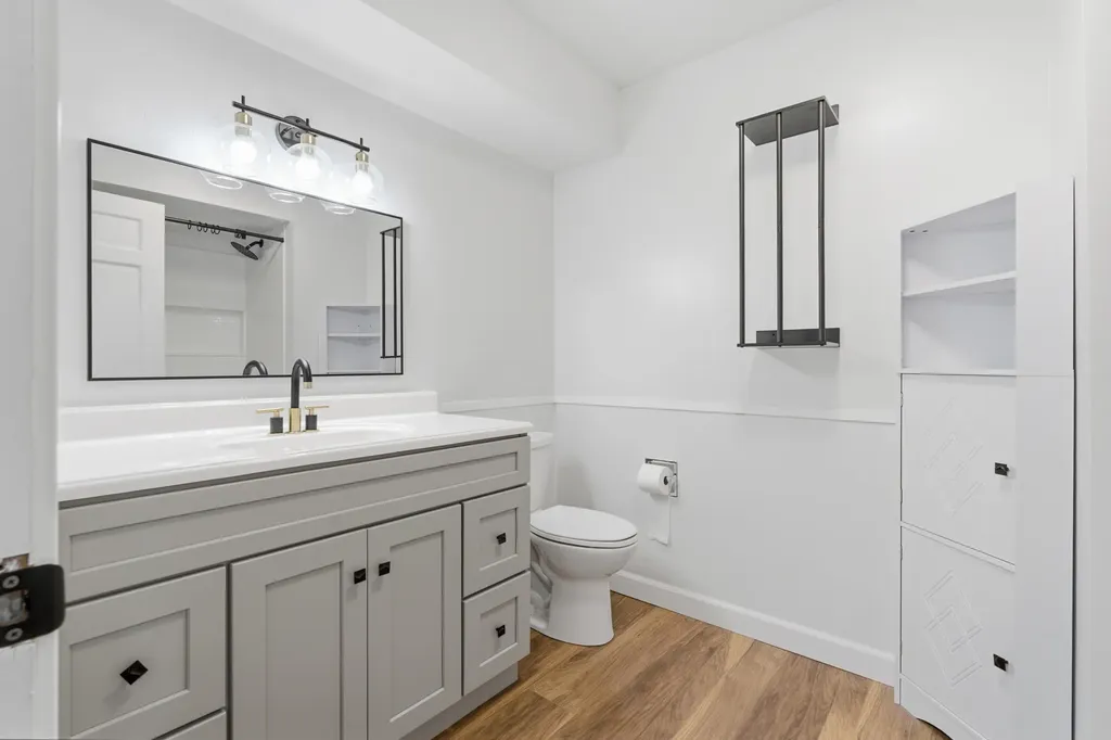 284 Hoover Avenue St. Joseph Charter Township MI 49022
