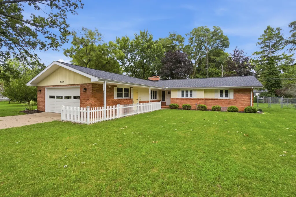 284 Hoover Avenue St. Joseph Charter Township MI 49022