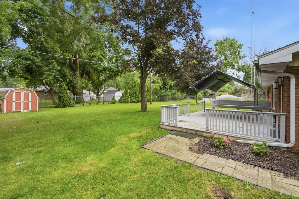 284 Hoover Avenue St. Joseph Charter Township MI 49022