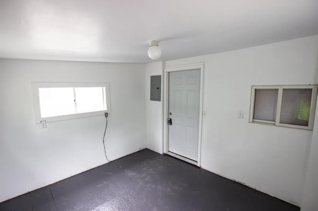 120 E Railroad Street Dowagiac City MI 49047