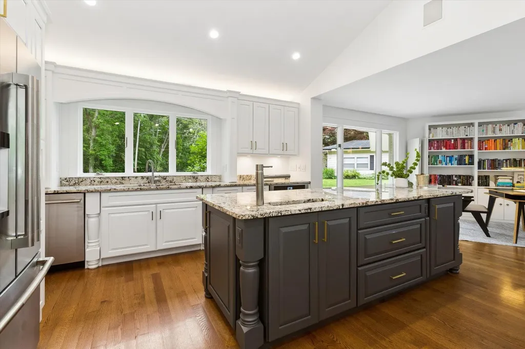 1912 Sunset Court St. Joseph City MI 49085