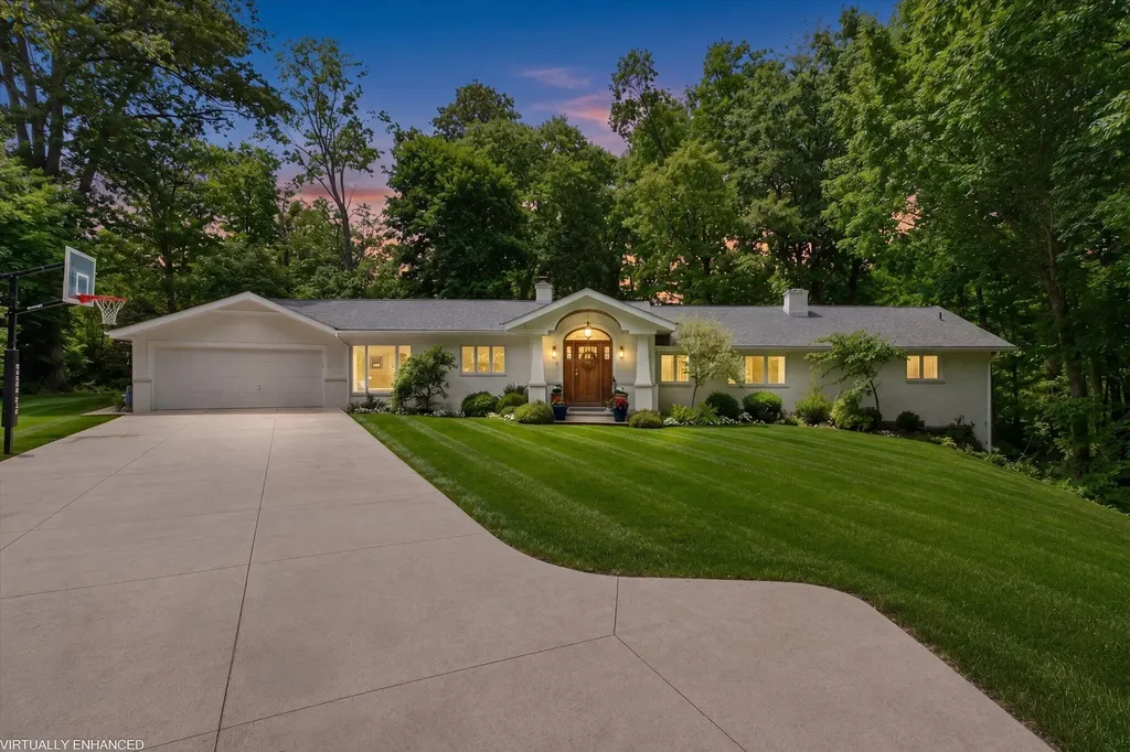 1912 Sunset Court St. Joseph City MI 49085