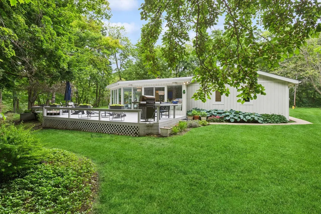 1912 Sunset Court St. Joseph City MI 49085