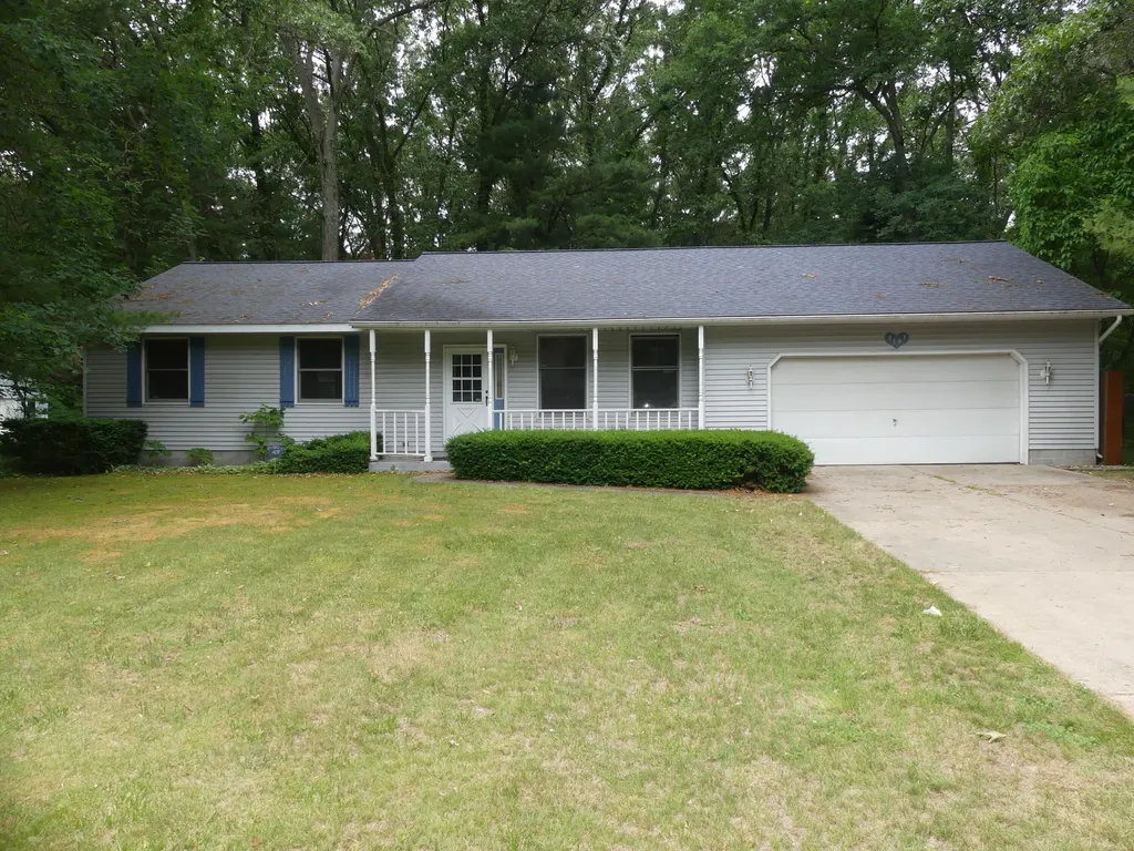 2157 Deerwood Drive Muskegon Charter Township MI 49457